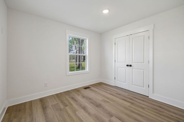 313 Portland Blvd, Portland, TN 37148