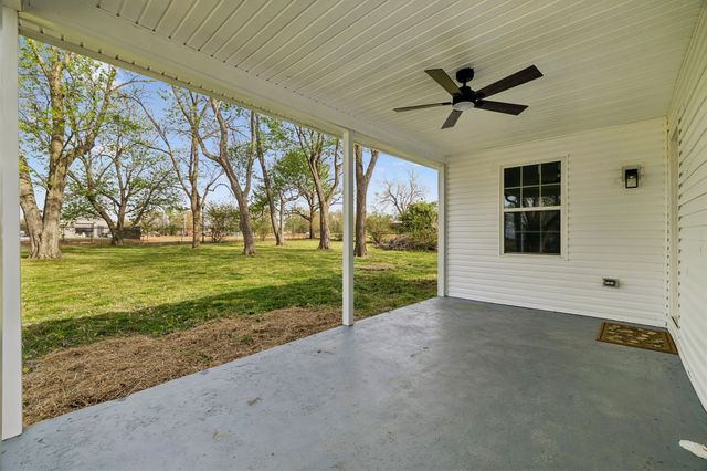 313 Portland Blvd, Portland, TN 37148