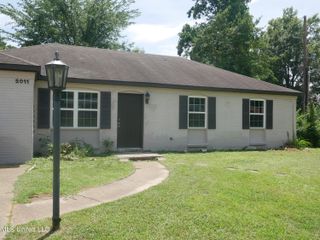 2011 Coral Hills Drive, Southaven, MS 38671