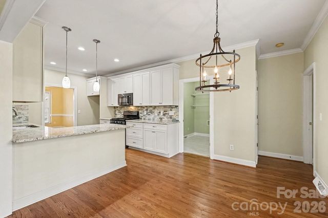 4003 Country Oaks Drive, Waxhaw, NC 28173