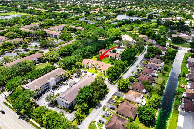 5040 Rose Hill Drive 206, Boynton Beach, FL 33437