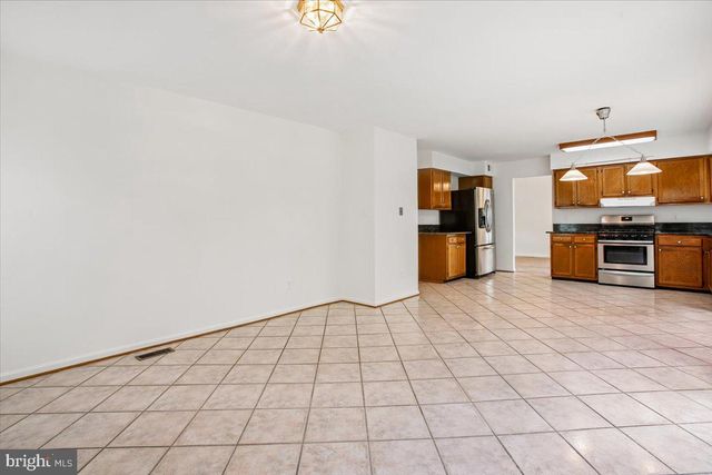 14408 ROCKYMOUNT CT, Centreville, VA 20120