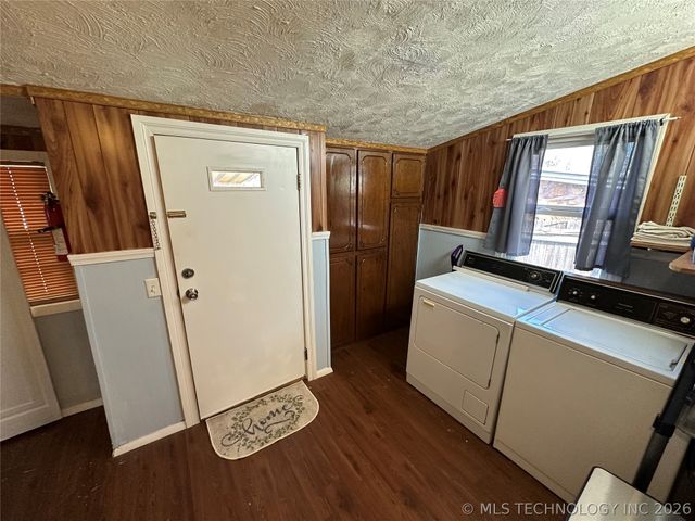 712 N Wilson Avenue, Sand Springs, OK 74063