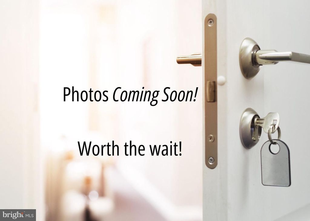 11260 CHESTNUT GROVE SQ #339, Reston, VA 20190