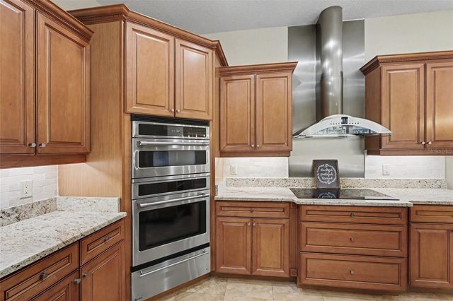 2912 HAMPTON PLACE COURT, Plant City, FL 33566