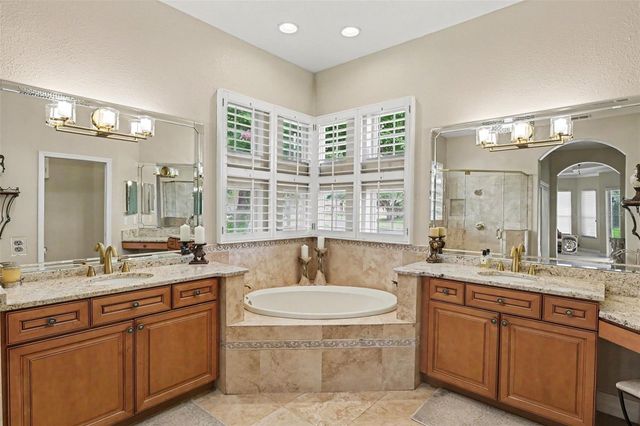 2912 HAMPTON PLACE COURT, Plant City, FL 33566