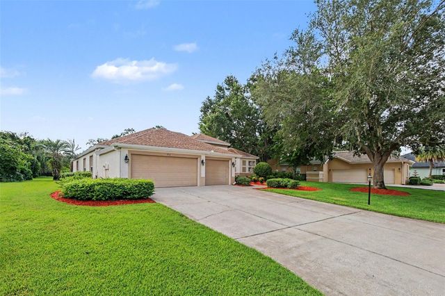 2912 HAMPTON PLACE COURT, Plant City, FL 33566