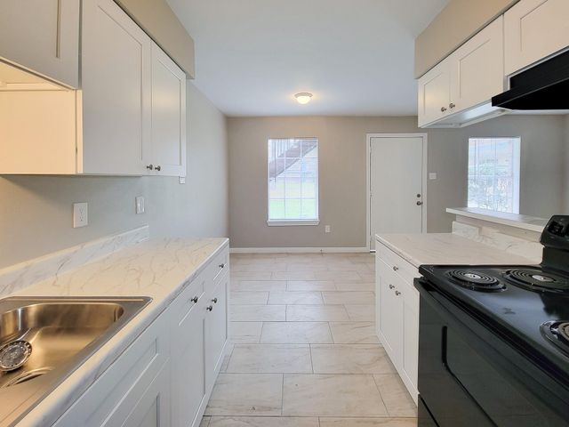 3206 Lobit Drive 6, Dickinson, TX 77539