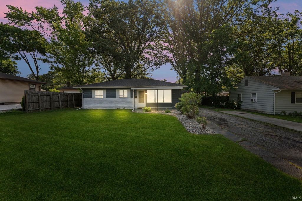 6031 S Calhoun Street, Fort Wayne, IN 46807