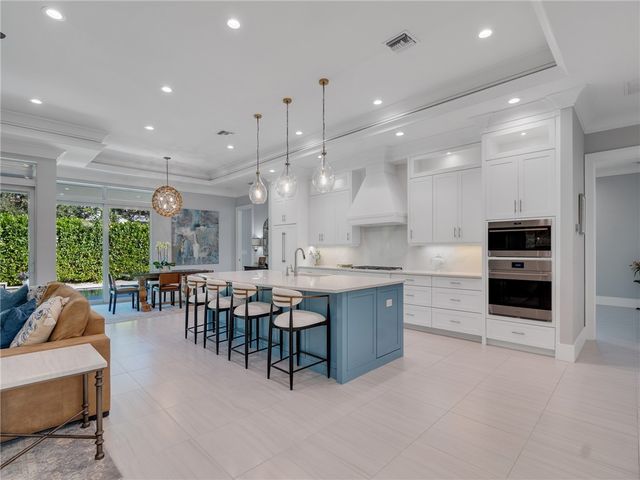 1025 Andarella Way, Vero Beach, FL 32963