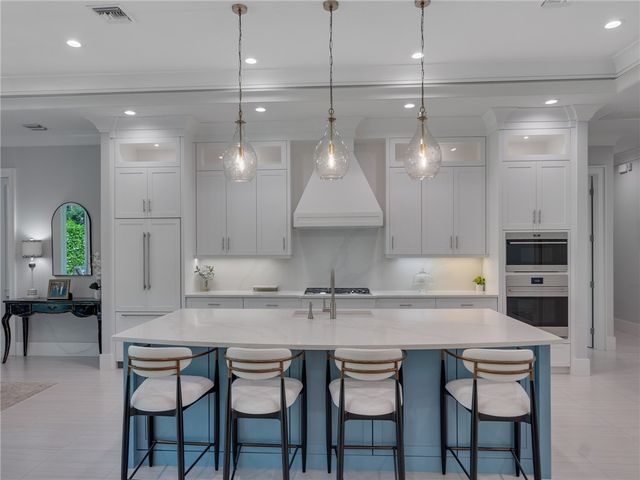 1025 Andarella Way, Vero Beach, FL 32963