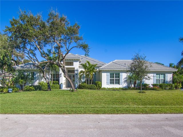 1025 Andarella Way, Vero Beach, FL 32963