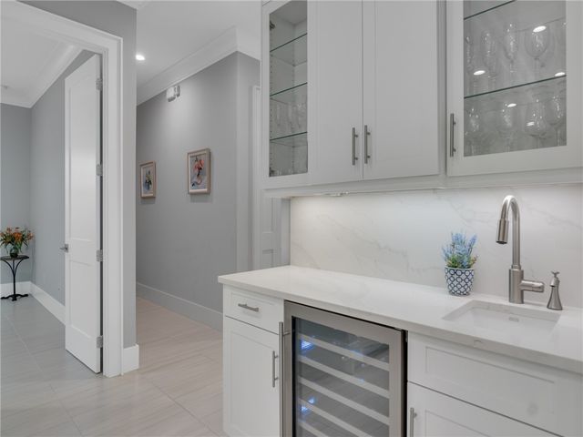 1025 Andarella Way, Vero Beach, FL 32963