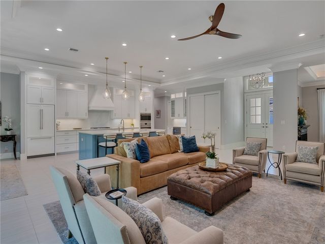 1025 Andarella Way, Vero Beach, FL 32963