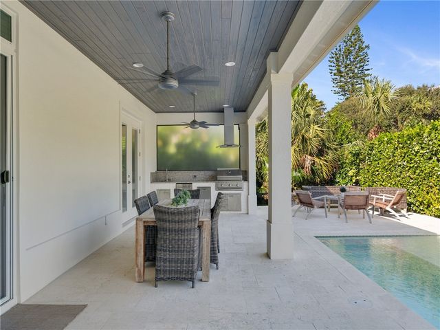 1025 Andarella Way, Vero Beach, FL 32963