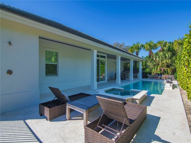 1025 Andarella Way, Vero Beach, FL 32963