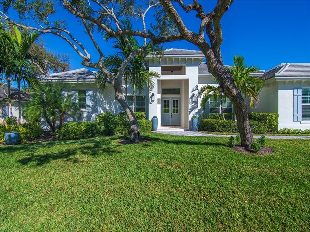 1025 Andarella Way, Vero Beach, FL 32963