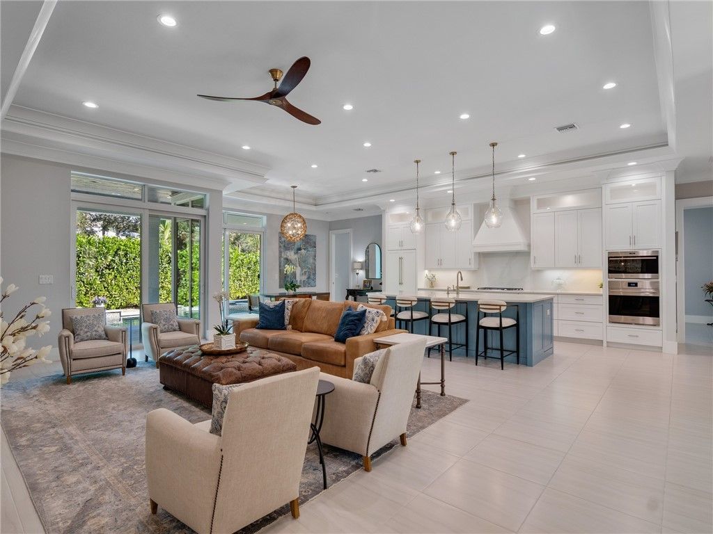 1025 Andarella Way, Vero Beach, FL 32963