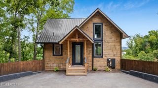 128 Jolene Way, Sevierville, TN 37876