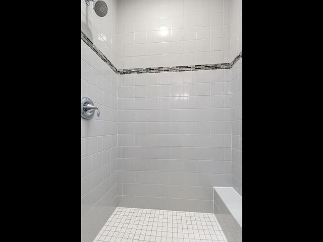 16461 Equestrian Trail, Lakeville, MN 55044