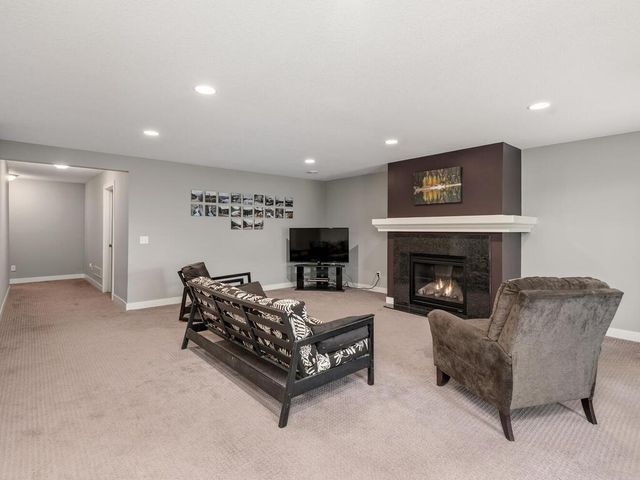 16461 Equestrian Trail, Lakeville, MN 55044