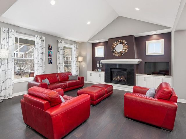 16461 Equestrian Trail, Lakeville, MN 55044