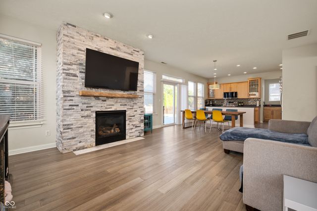 11014 Westoves Drive, Noblesville, IN 46060
