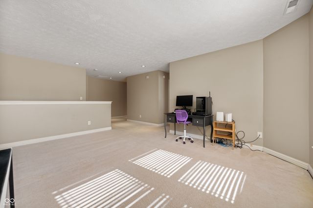 11014 Westoves Drive, Noblesville, IN 46060