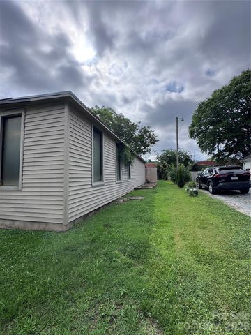 206 9th Street, Belmont, NC 28012