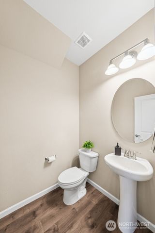 228 Holdener Lane N, Enumclaw, WA 98022