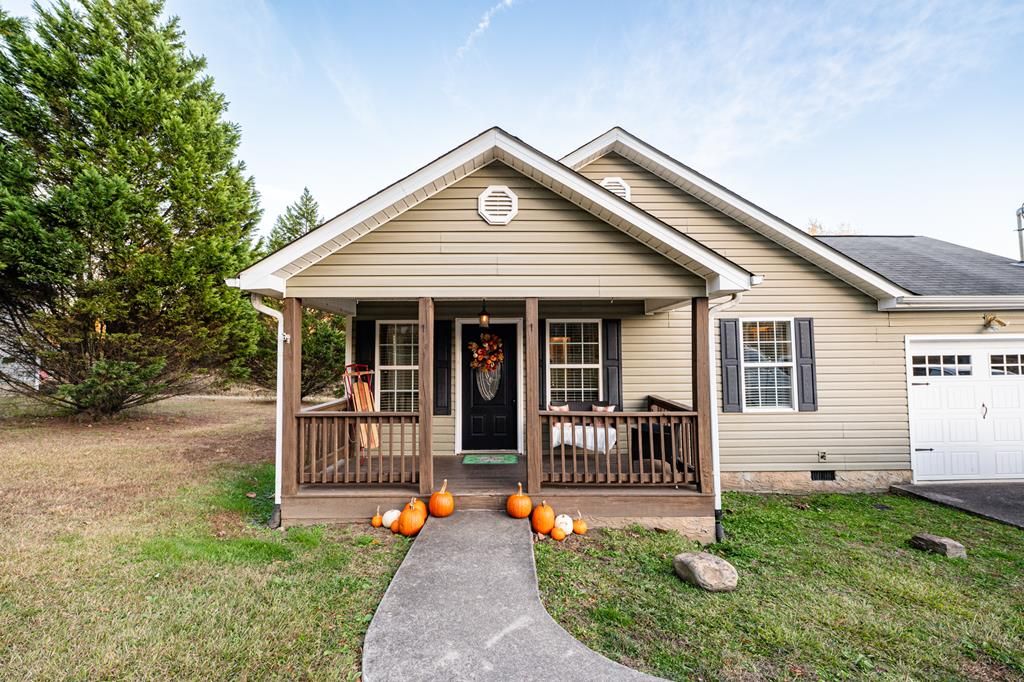 1118 Probasco St N, Lafayette, GA 30728