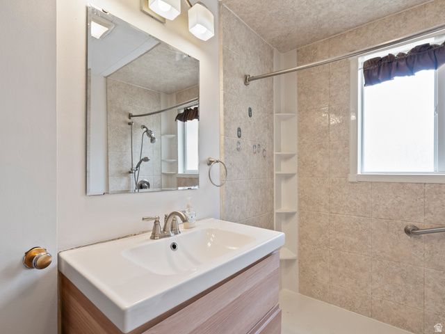 60 N 400 W, Kaysville, UT 84037