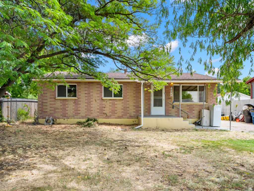 60 N 400 W, Kaysville, UT 84037