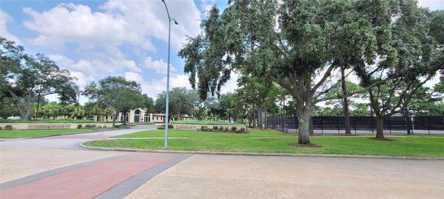 12906 Silent Shore Lane, Houston, TX 77041