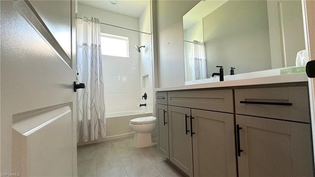 3998 Perseus ST, Naples, FL 34120