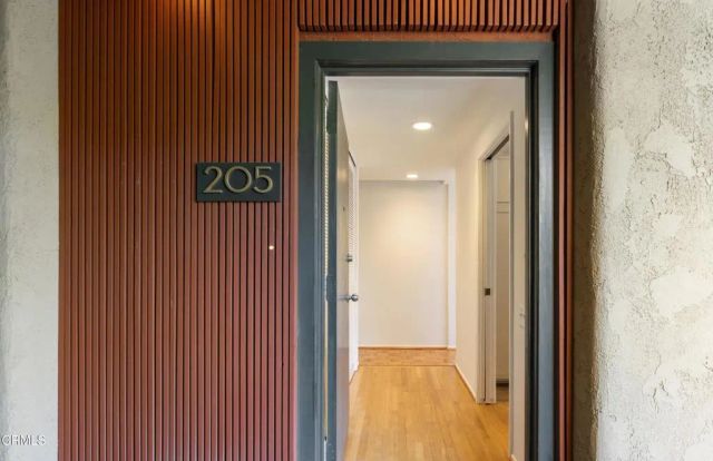 960 San Pasqual 205, Pasadena, CA 91106