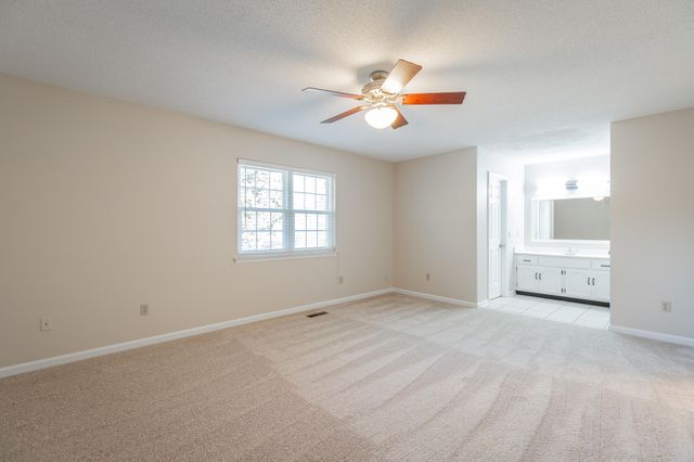 9301 Berkshire Circle, Chattanooga, TN 37421