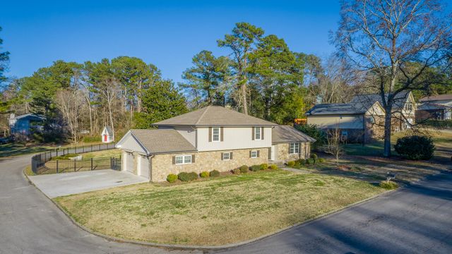 9301 Berkshire Circle, Chattanooga, TN 37421