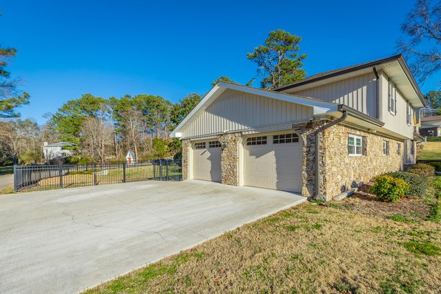 9301 Berkshire Circle, Chattanooga, TN 37421