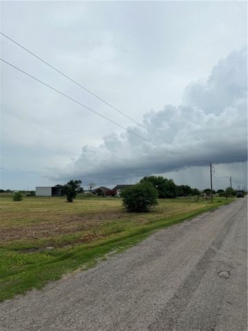 5844 County Road 2047, Odem, TX 78370
