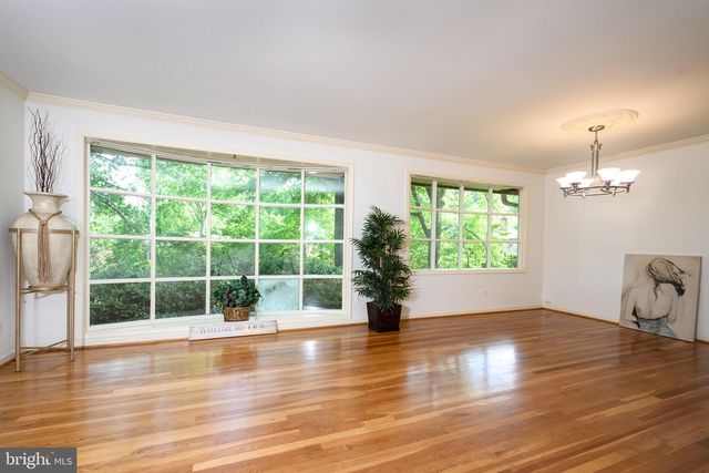 6728 SULKY LN, North Bethesda, MD 20852
