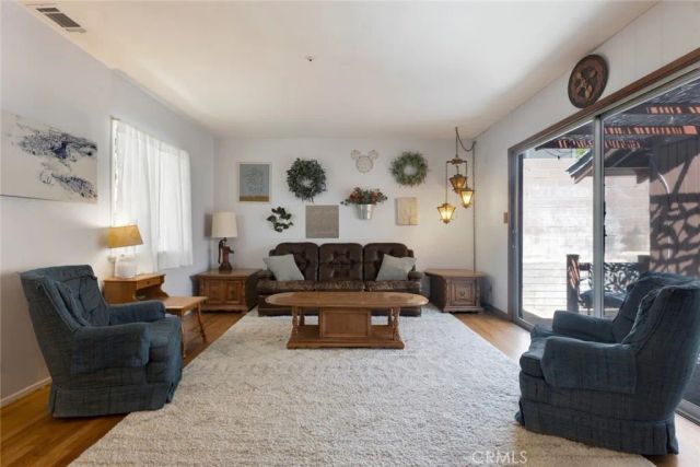 3018 Jolley Drive, Burbank, CA 91504