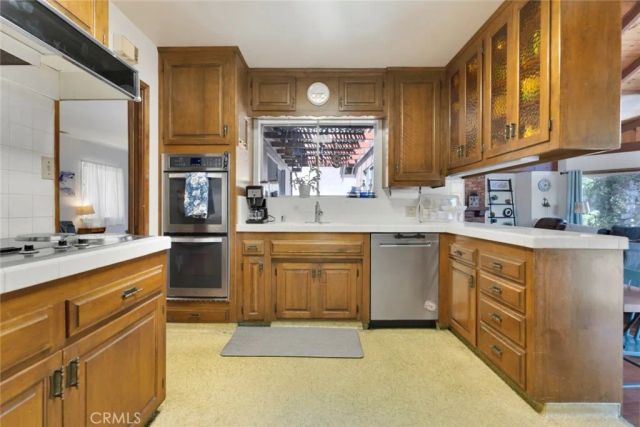 3018 Jolley Drive, Burbank, CA 91504