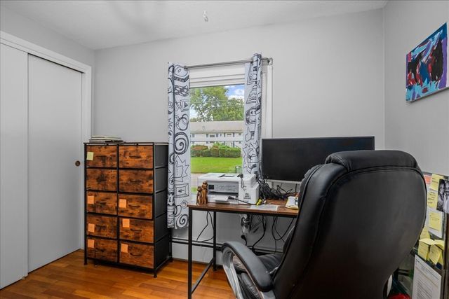 3 Vine St, Webster, MA 01570