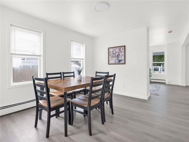990 Pawtucket Avenue, East Providence, RI 02916