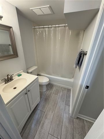 115 Harbor Lights Drive, Salem, SC 29676