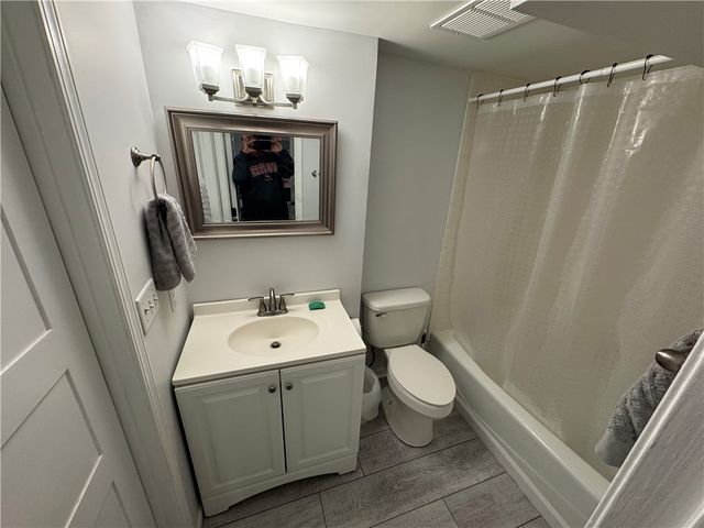 115 Harbor Lights Drive, Salem, SC 29676