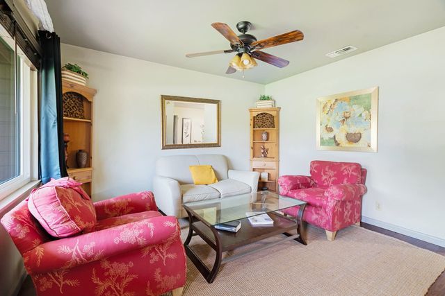 2255 Bella Vista Drive, Paris, TX 75460