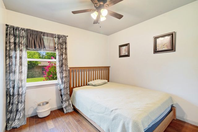 2255 Bella Vista Drive, Paris, TX 75460