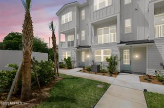 22 N BEACH Way, Jacksonville Beach, FL 32250